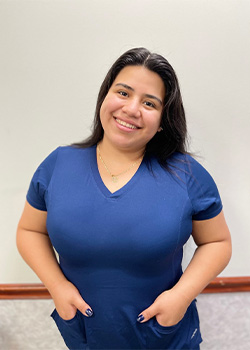 Dental assistant Stephanie